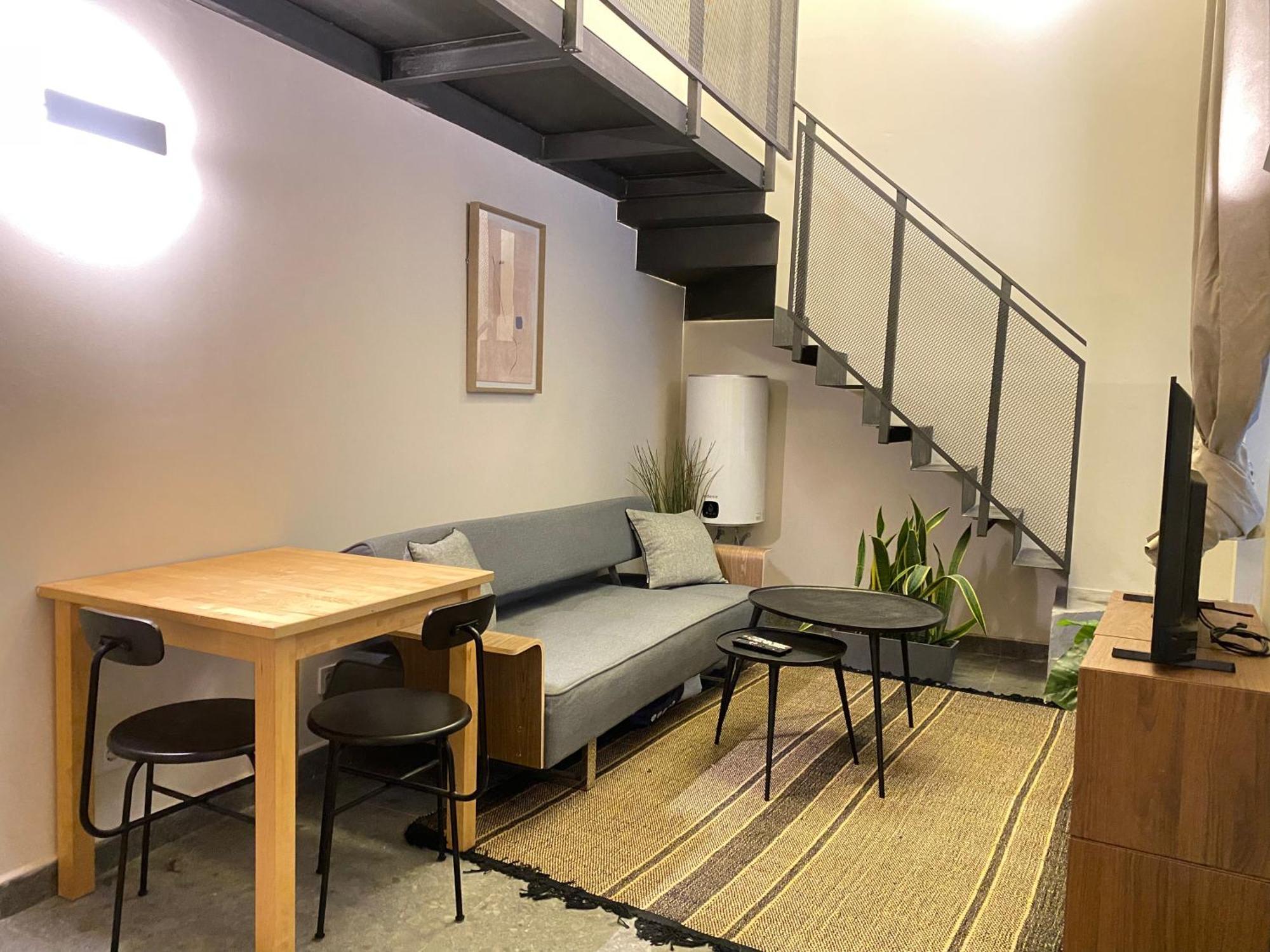 The Market - Design Historic Center Apartment *
